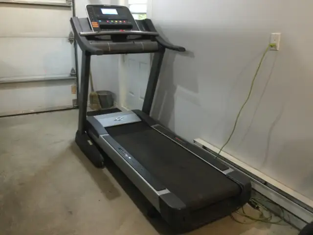 Training Mat544789496522362882