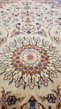 Hand Knotted Pakistani rug for sale - Single Knot