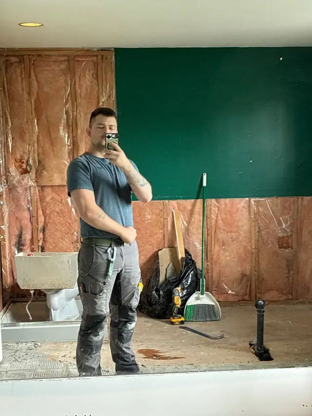 Handyman504480097633587201