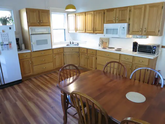 Room near Dalhousie for Rent in Room Rentals & Roommates in City of Halifax - Image 5