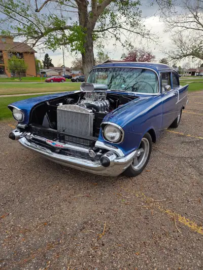57 Chevy 2 door sedan. 355 SBC, Hampton 671 blower, Eagle crank, forged pistons, Edelbrock heads. Tu...