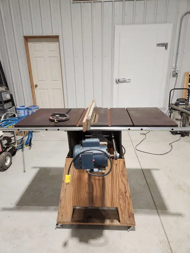 Wood Saw62864362262658122