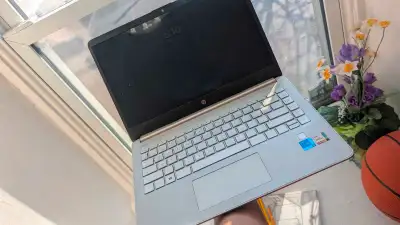 512 Gb , 8 Gb DDR4 Ram , i5, 14-dq2040ca, View more