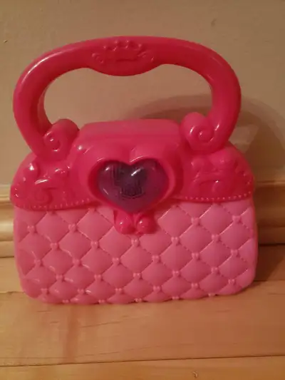 LITTLE GIRLS PLASTIC PURSE, View more