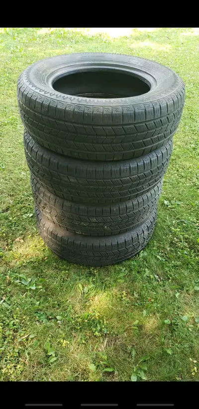 255 65 R 18 Sailun Terrama 11S M + S tires in Good condition. Set of 4 tires $240