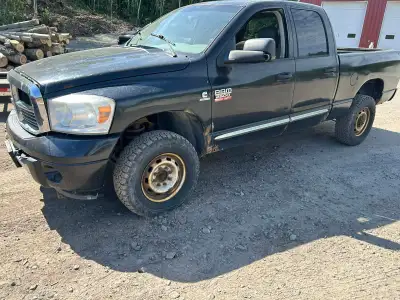 08 Ram 2500 6.7L Partout Truck is not available complete Engine runs well 322,141km Doors are rotten...