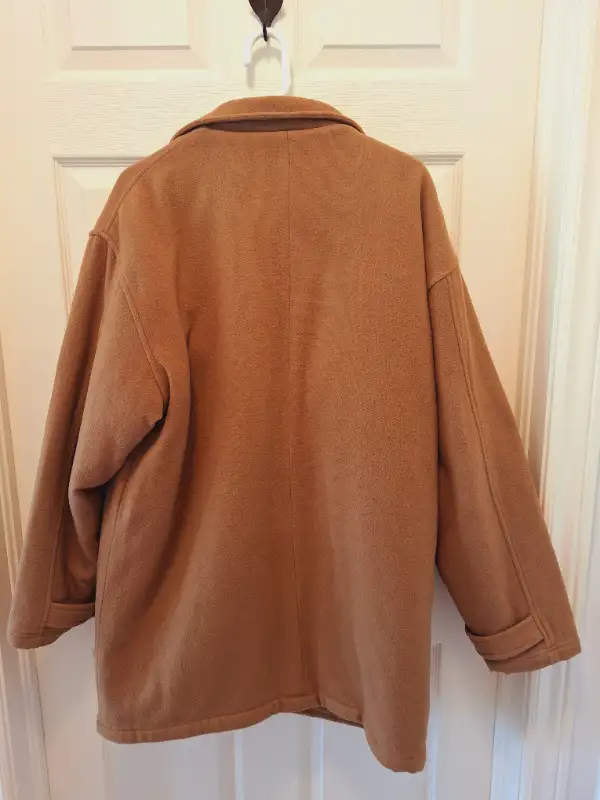 Men's Wool Coat, 80% Wool.PLAYBOY Brand.in Good Condition. Clean in Men's in Oshawa / Durham Region - Image 4