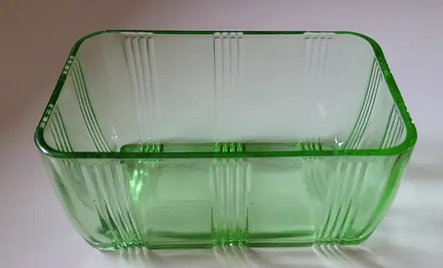 Vintage Green Uranium Vaseline Depression Glass Dish in Arts & Collectibles in Oshawa / Durham Region - Image 6