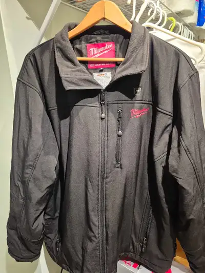 Milwaukee 12v heated gear XL jacket with battery and charger, View more