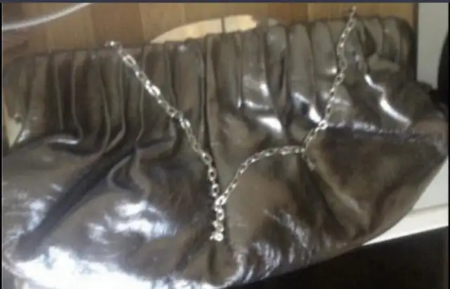 Sweet little handbag **NEW** in Women's - Bags & Wallets in London - Image 2