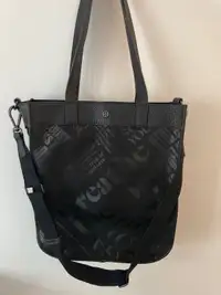 Lululemon black bag