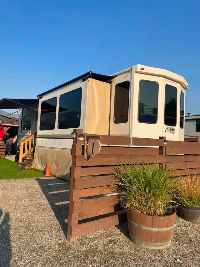 Turnkey Okanagan Retreat- Site #1–Vintners on the Creek RV Park in Park Models in Penticton - Image 2