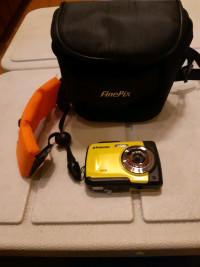 Camera DIGITAL,  étanché jusqu'à 3m. dans l'eau  $ 175.00