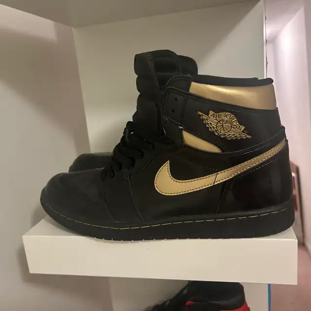 Retro Nike Jordan 1 in Men's Shoes in City of Toronto - Image 3