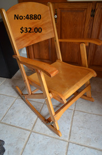 Chaise berceuse en bois pliante
