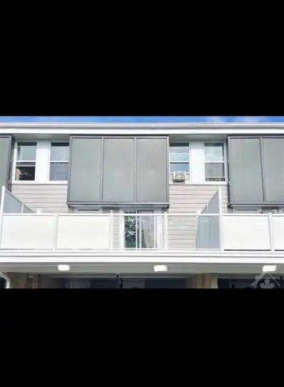 House for rent + car port parking $2400/month + hydro • water is included in rent K1V 9N7 Cahill Dr...