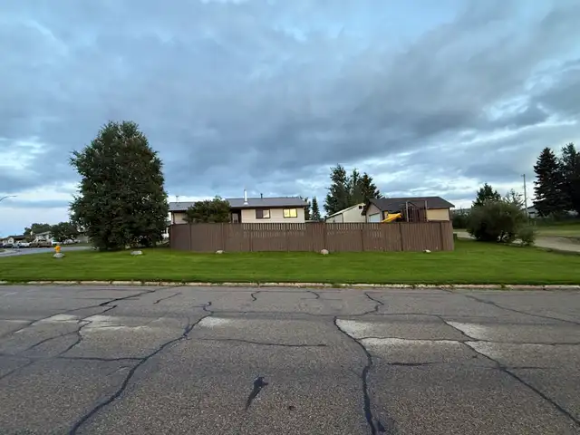 6 bedroom house