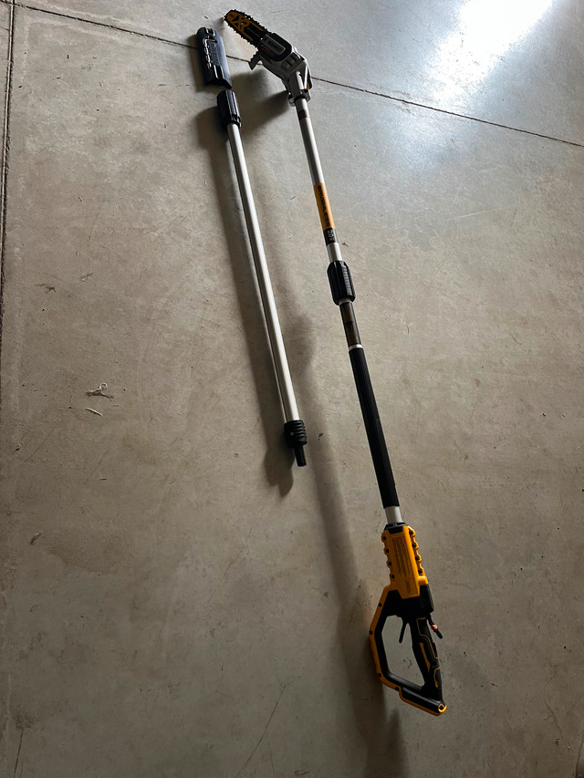 20V Max XR Brushless PoleSaw DCPS620B in Outdoor Tools & Storage in Leamington - Image 4
