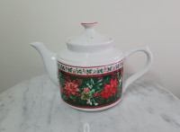 Vintage Kashima Porcelain Poinsettia Christmas Teapot