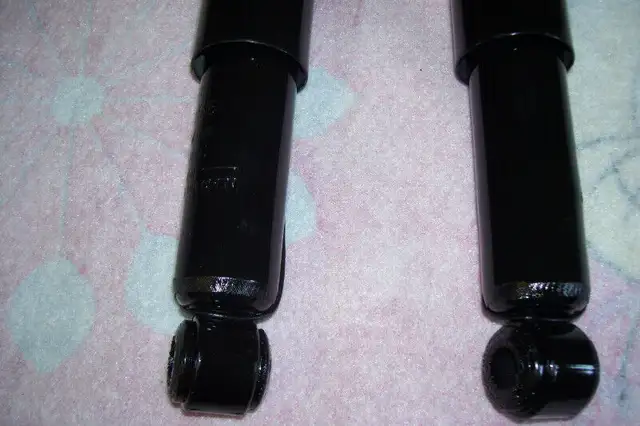 Gabriel Classic Rear  Shocks For American Full Size 58 Pontiac in Tires & Rims in City of Toronto - Image 9