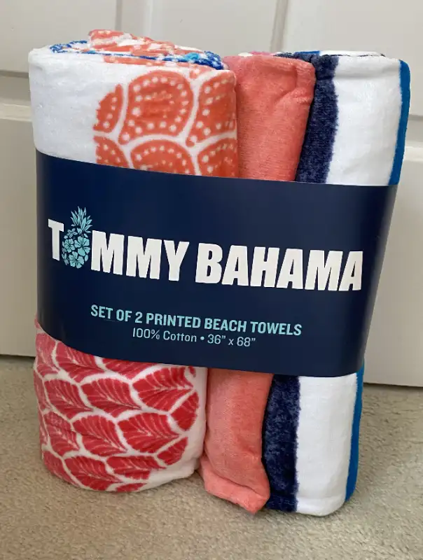 NEW - Set of 2 TOMMY BAHAMA Beach/Pool/Bath Towels in Bathwares in Markham / York Region - Image 3