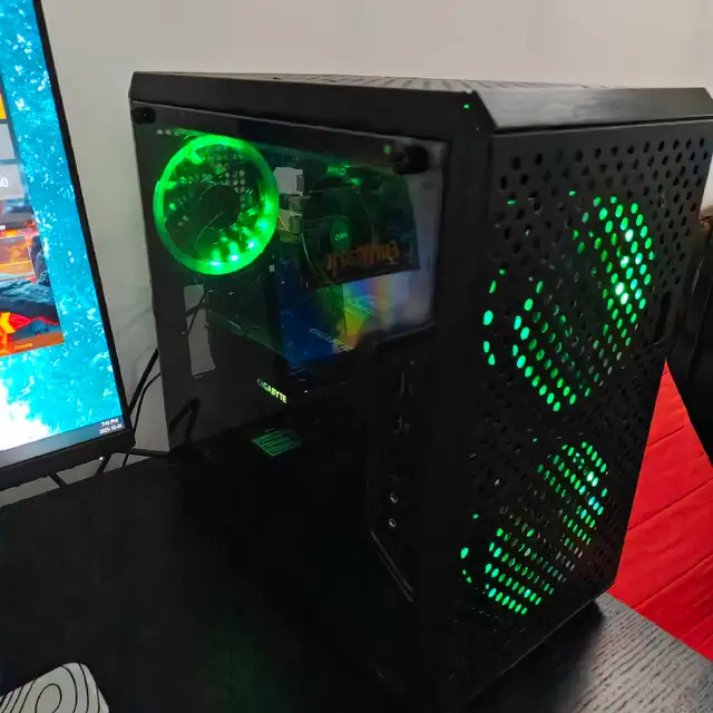 Ultimate RTX 2080ti Gaming PC Setup for Sale! in Desktop Computers in City of Halifax - Image 5