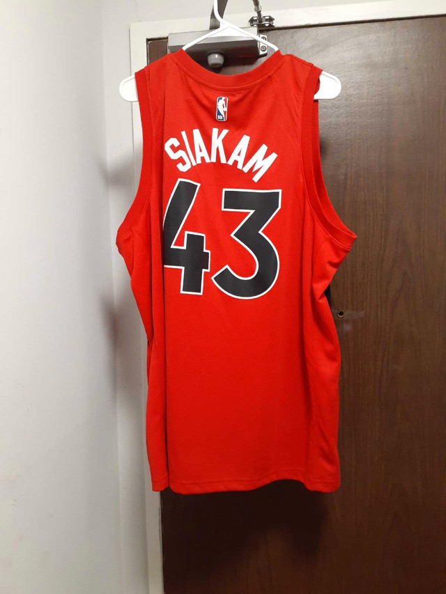 Pascal Siakam jersey size 56 Toronto Raptors  $40 in Basketball in City of Toronto - Image 2