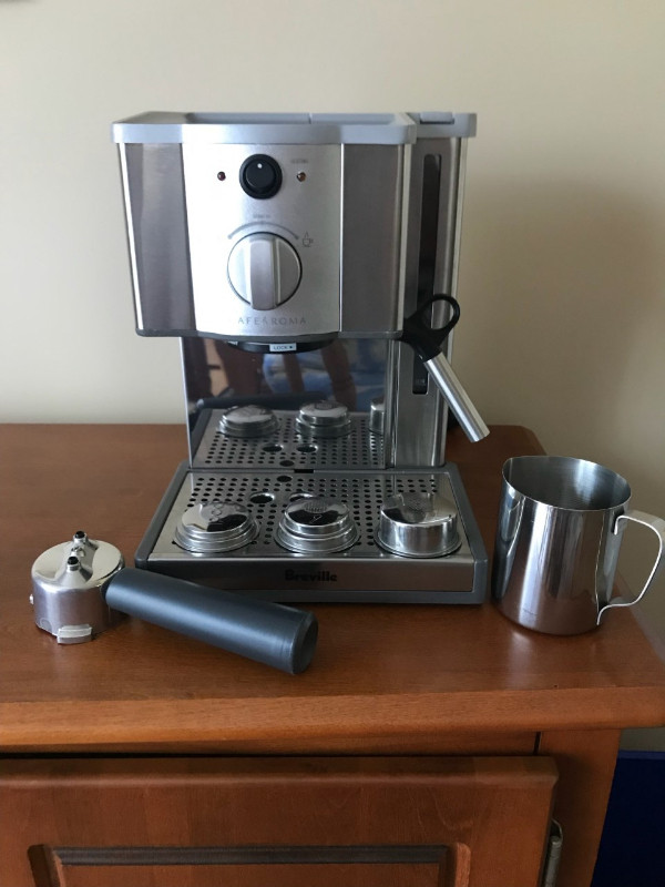 Machine espresso et cappuccino Café Roma, used for sale  