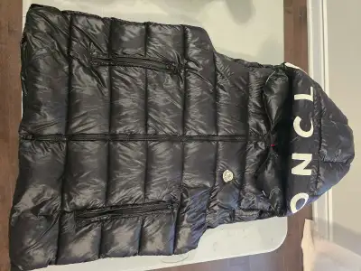 Moncler Puffer Vest mens m fits like large, View more