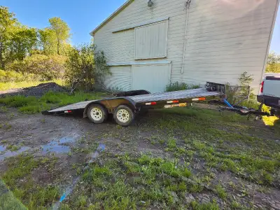 2017 H&H speed loader mx tilt trailer 20 foot full deck tilt 3500lb axles Works great, comes with 85...