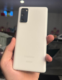 Samsung Galaxy S20 FE 128GB Unlocked