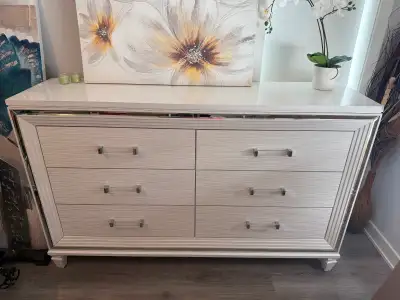 ***BEAUTIFUL AND STURDY WHITE DRESSER 6 DRAWERS FOR SALE***, View more
