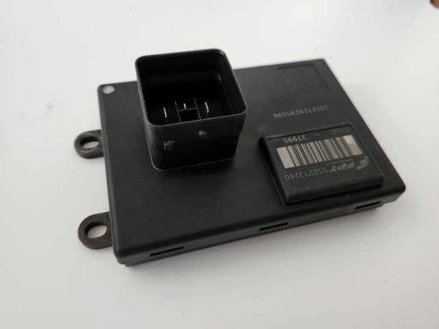 Smart Drive Unit 552273260 in Engine & Engine Parts in Ottawa