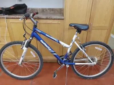 Ladies 26" tire Superclean Infinity, View more
