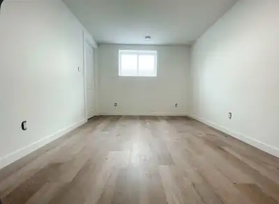 Available to move in Dec 1 - Looking for a respectful, clean, and considerate roommate: in a modern...
