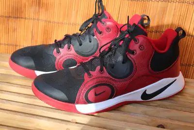 Nike shoes men’s size US 12 or EU 46 Uk 11 Men's Nike Fly By Mid, View more