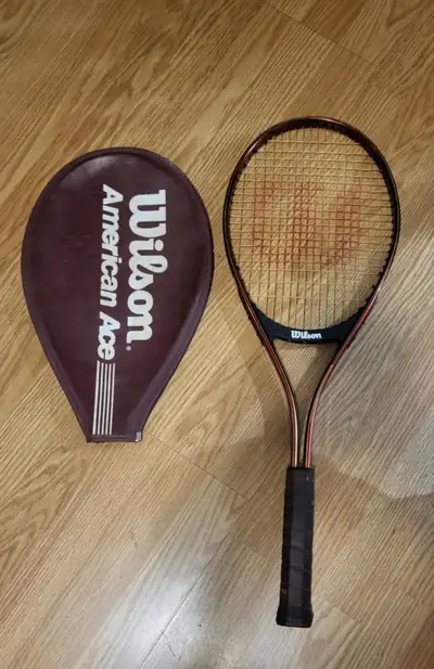 Raquette de tennis Wilson American Ace Usée sur le bout de la raquette