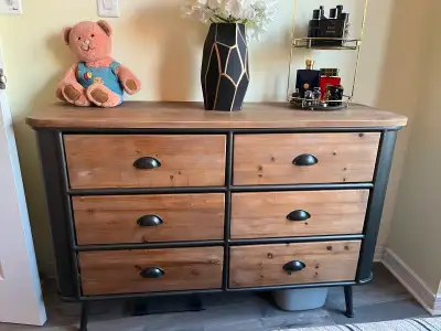 Structube Dresser & Nightstand set, View more
