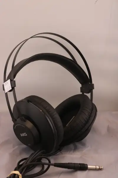 AKG K52 Closed Back Studio Headphones (#42214), View more