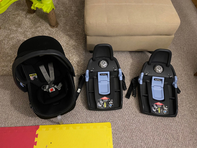 Peg Perego Seat and Bases in Strollers, Carriers & Car Seats in Belleville