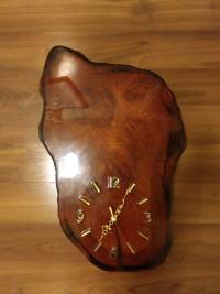 VINTAGE WOODEN TREE STUMP WALL CLOCK