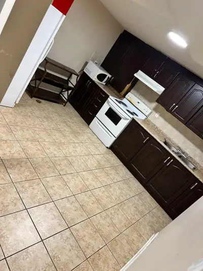 single or double occupancy close to Brampton Downtown from 1st Oct contact for parking or more detai...