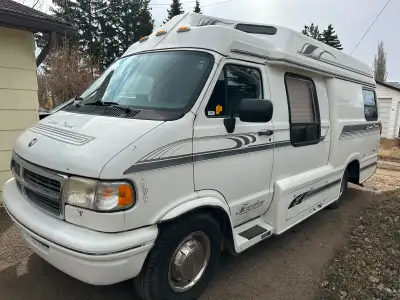 5.9L EFI, Auto, Air Conditioning, Remote Start, Power Windows/Locks, Tilt Steering, Cruise Control,...
