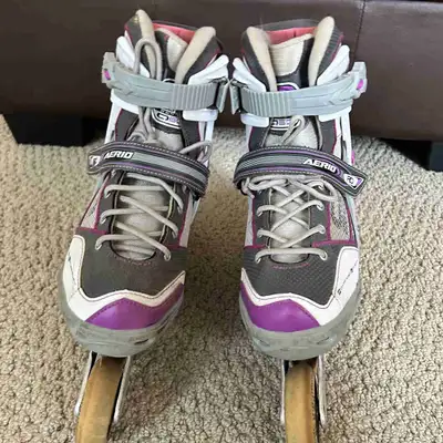 Size 8 woman’s Roller Blades
