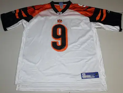 NFL Football Cincinnati Bengals Carson Palmer #9 Sewn Jersey XL Reebok White Condition: Pre-Owned (G...