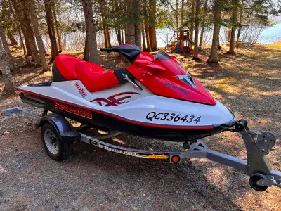 Moto-marine See-doo, Wake 155, 2007, 195 hrs d’utilisation. Passe les hivers dans un garage chauffé....