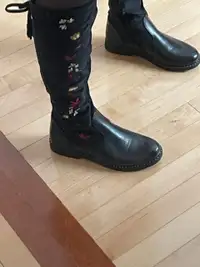 B-Cool Browns boots