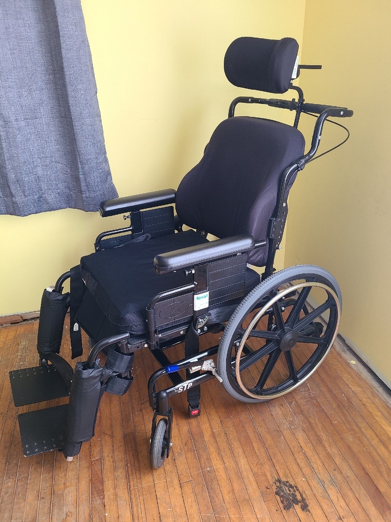 wheel chair Health & Special Needs St. Catharines Kijiji