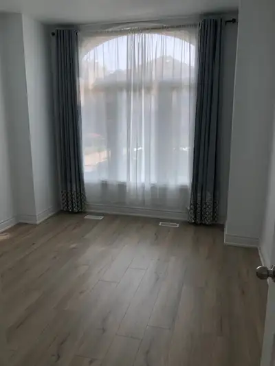 : Bedrooms with Ensuite Bathroom near College and Spadina for RENT ⁣: $1450/month/room, very spaciou...