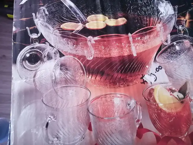 Punch bowl set458404130016481280